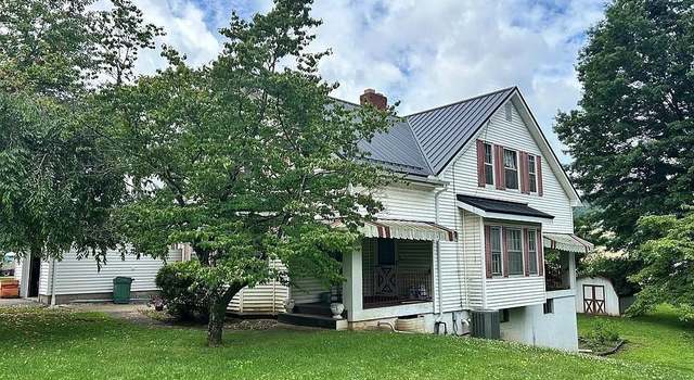 Photo of 110 N Bridge St, New Martinsville, WV 26155