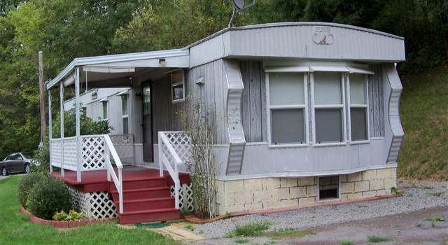 Photo of 50191 Dyke Rd, Rogers, OH 44455