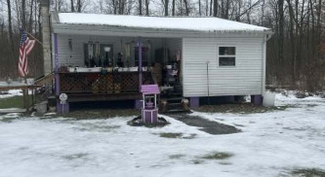 Photo of 4945 Tuckaho Dr, Andover, OH 44003