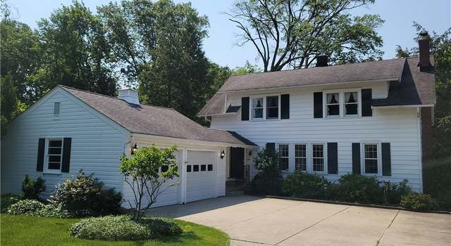 Photo of 29119 Edgewood Rd, Bay Village, OH 44140