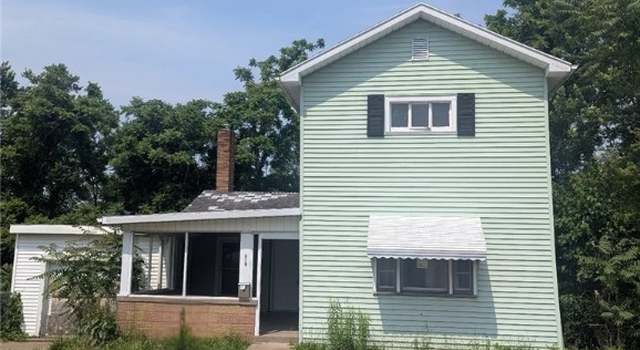 Photo of 217 Deersville Ave, Uhrichsville, OH 44683