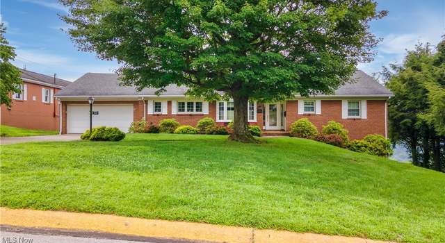 Photo of 3945 Palisades Dr, Weirton, WV 26062