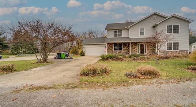 Photo of 171 Nobottom Rd, Berea, OH 44017