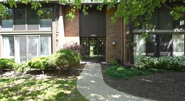 Photo of 22962 Maple Ridge Rd #206, North Olmsted, OH 44070