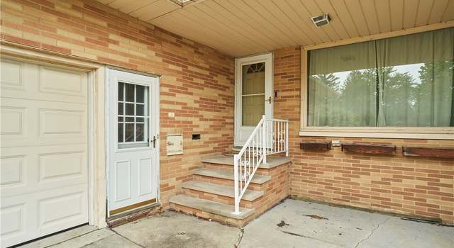 Photo of 5552 Briarcliff Dr, Garfield Heights, OH 44125