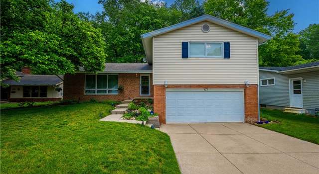 Photo of 777 Castle Blvd, Akron, OH 44313