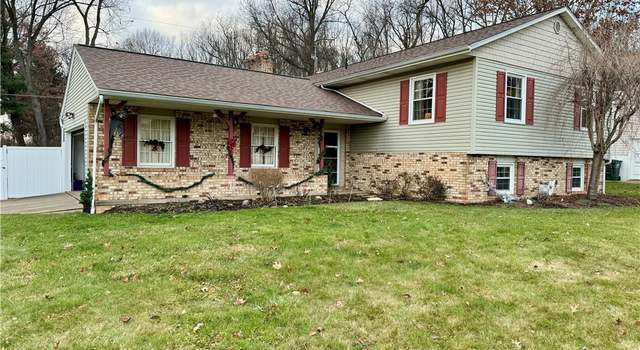 Photo of 1005 Bellarbor NW, Canton, OH 44708