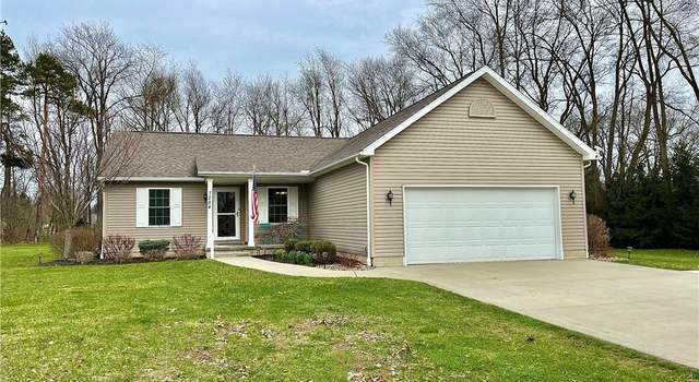 Photo of 7284 Harmony Glen Dr, Conneaut, OH 44030