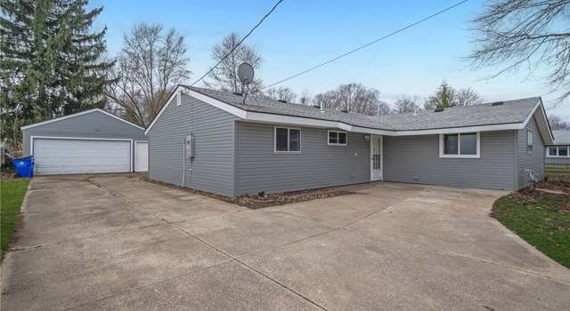 Photo of 1418 Brookdale Ln, Kent, OH 44240