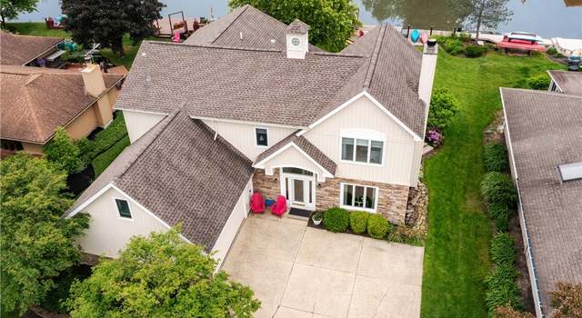 Photo of 10072 N Surfside Cir, Aurora, OH 44202