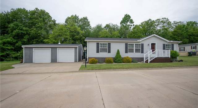 Photo of 5725 Joleda Dr SW, Canton, OH 44706