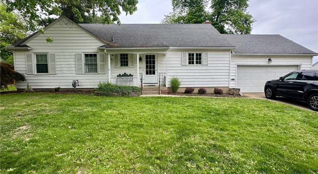 Photo of 414 Hillcrest Dr, Ashland, OH 44805