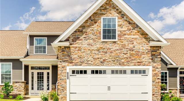 Photo of 5905 Hawks Nest Cir NW, Canton, OH 44708