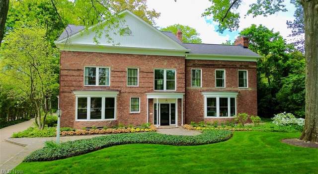Photo of 18115 Shaker Blvd, Shaker Heights, OH 44120
