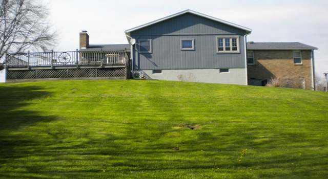 Photo of 5554 Battlesburg St SE, Waynesburg, OH 44688