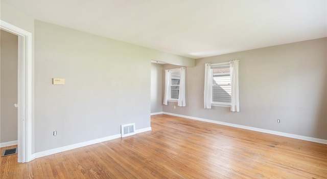 Photo of 1635 Edmeyer Ave NW, Canton, OH 44708