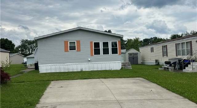 Photo of 1040 South Sagamore Dr, Streetsboro, OH 44241