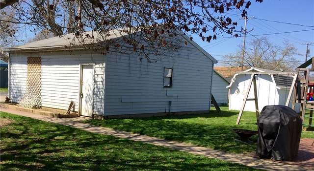 Photo of 726 S Broadway St, New Philadelphia, OH 44663