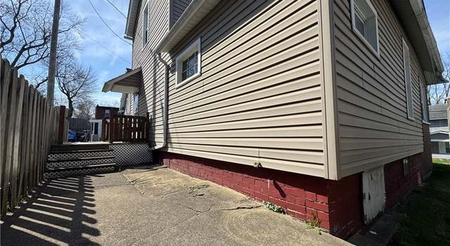 Photo of 820 2nd St SE, Massillon, OH 44646
