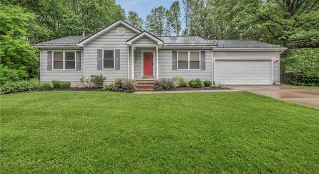 Photo of 44 Leffingwell Dr, Orwell, OH 44076