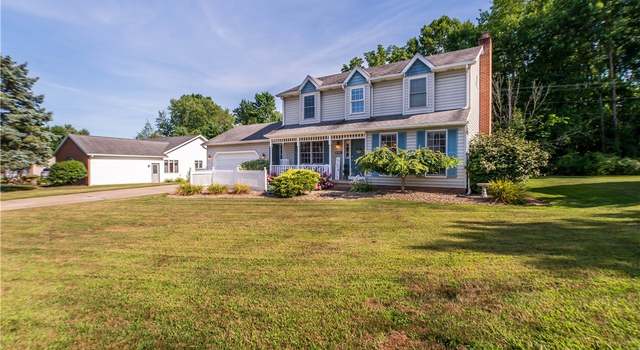 Photo of 2521 Meadowwind Ln NE, Massillon, OH 44646