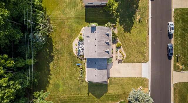 Photo of 2521 Meadowwind Ln NE, Massillon, OH 44646