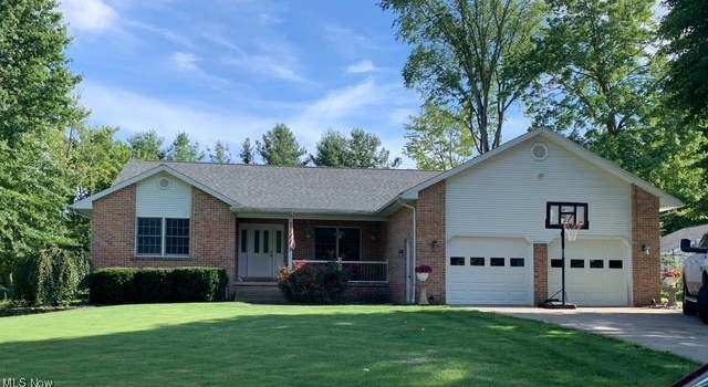 Photo of 7356 Oakwood Dr, Brookfield, OH 44403