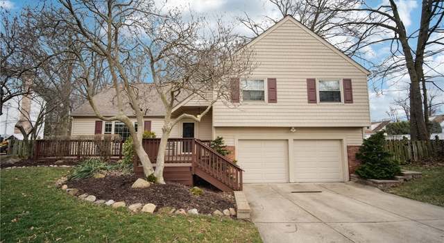 Photo of 27308 Dellwood Dr, Westlake, OH 44145