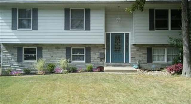 Photo of 2250 Elm Trace St, Youngstown, OH 44515