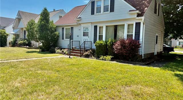 Photo of 410 Maplewood Dr, Willowick, OH 44095