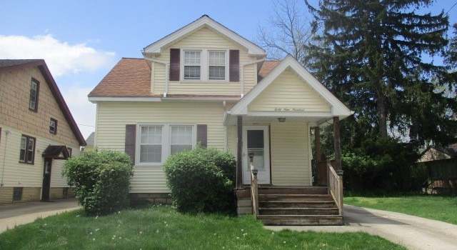 Photo of 4900 E 110th St, Garfield Heights, OH 44125