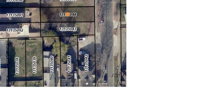 Photo of 3732 E 55th St, Cleveland, OH 44105