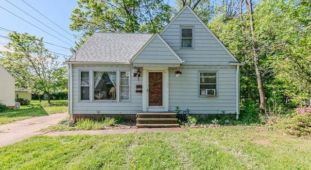 Photo of 35420 Kilarney Rd, Willoughby, OH 44094