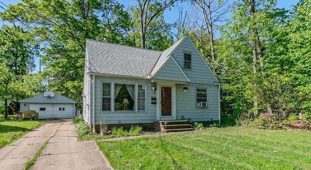 Photo of 35420 Kilarney Rd, Willoughby, OH 44094