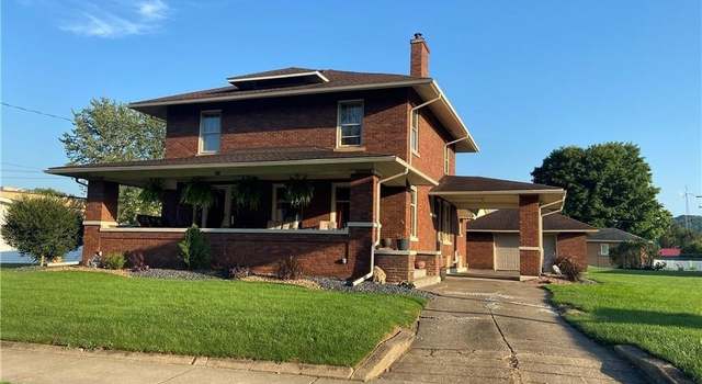 Photo of 415 W State St, Newcomerstown, OH 43832