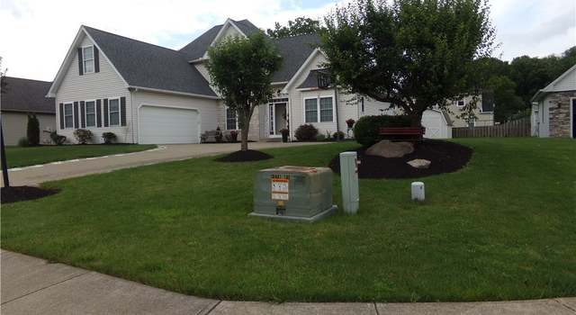 Photo of 24100 Briarpatch Dr, Olmsted Falls, OH 44138