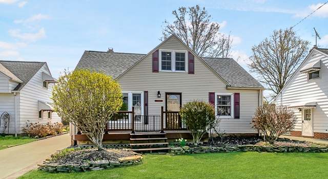 Photo of 28940 Beechwood Dr, Willowick, OH 44095