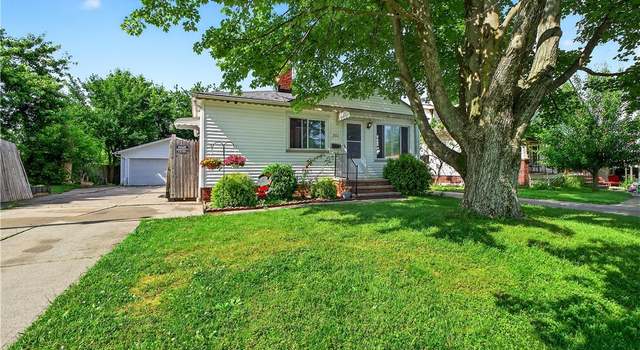 Photo of 3812 Center Dr, Parma, OH 44134