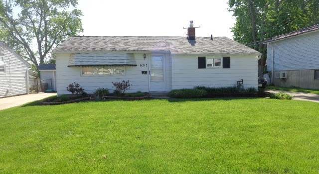 Photo of 6517 Sandfield Dr, Brook Park, OH 44142