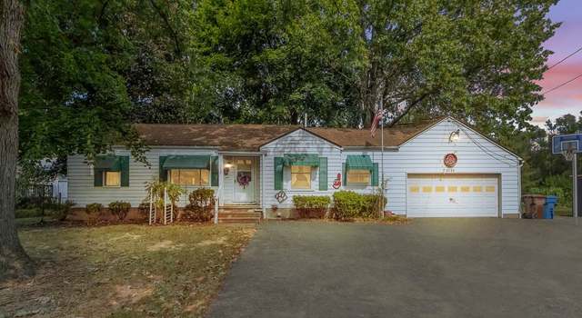 Photo of 2733 E Waterloo Rd, Akron, OH 44312