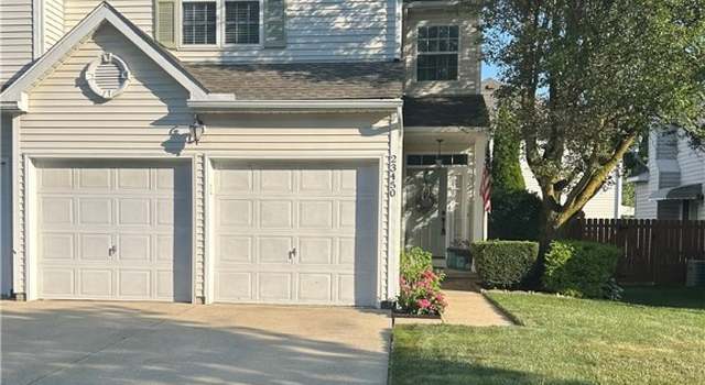 Photo of 23450 Wainwright Ter, Olmsted Falls, OH 44138