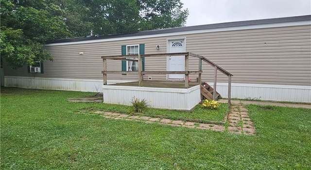 Photo of 157 W Monroe Cir, Jefferson, OH 44047