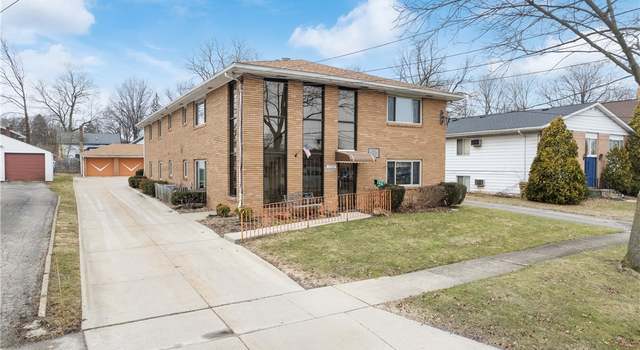 Photo of 1928 3rd St, Cuyahoga Falls, OH 44221