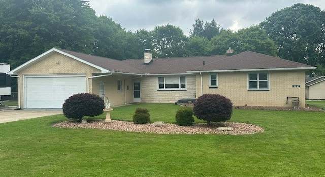 Photo of 3232 Circle Dr, Cortland, OH 44410