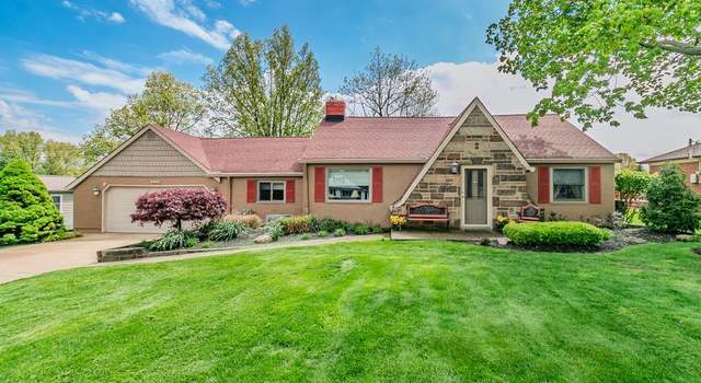 Photo of 2239 Pine Ridge Dr, Wickliffe, OH 44092