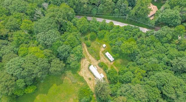 Photo of 10658 Lawndell Rd SW, Navarre, OH 44662