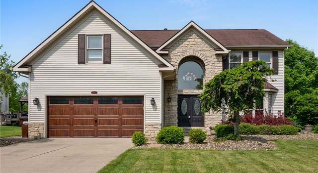 Photo of 8412 Eaton Dr, Sagamore Hills, OH 44067