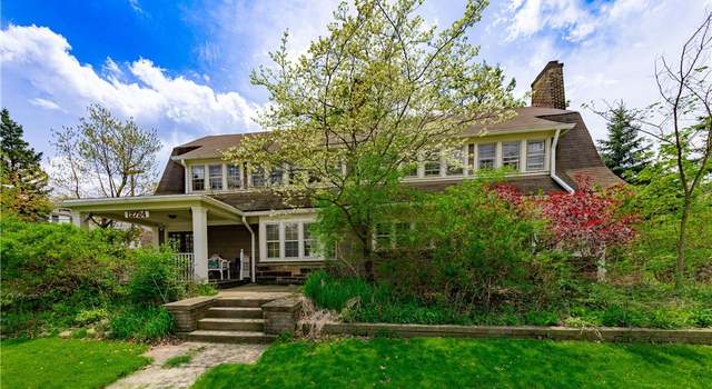 Photo of 2155 Middlefield Rd, Cleveland Heights, OH 44106