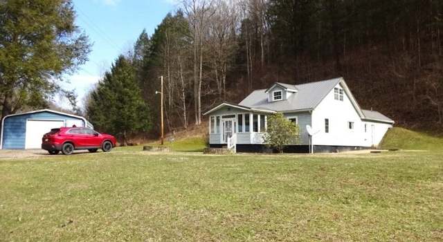 Photo of 793 Straight Creek Rd, Walton, WV 25286