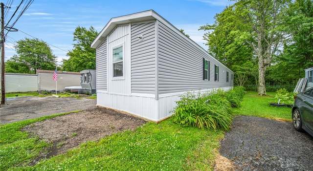 Photo of 15 Eddie Rd, Madison, OH 44057
